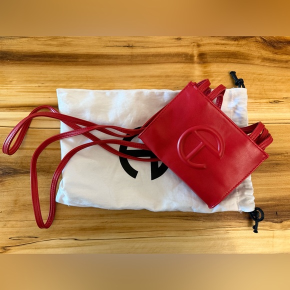 Small Telfar - Picture 5 of 6